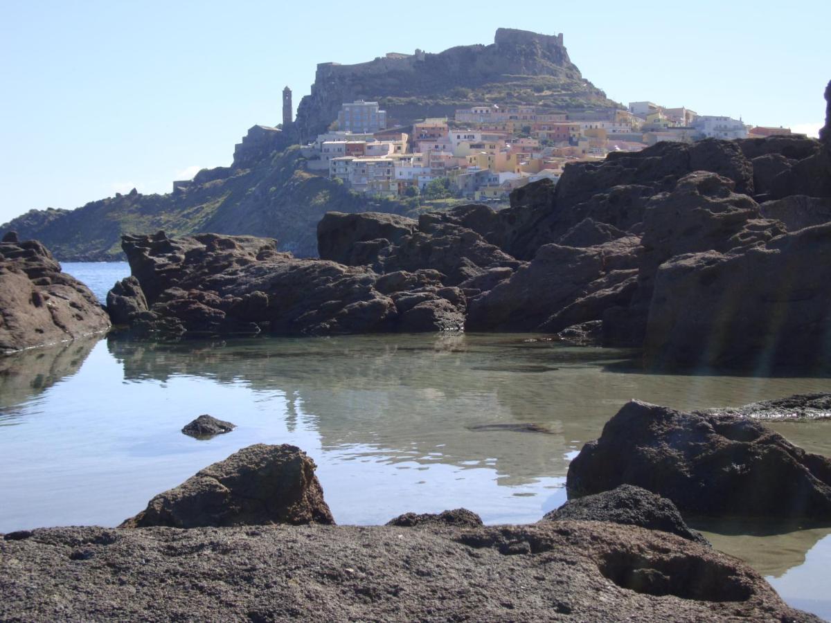 Mi Casa El Mar! Grazioso Attico 400 Mt Alla Spiaggia E Al Centro Castelsardo Exterior photo